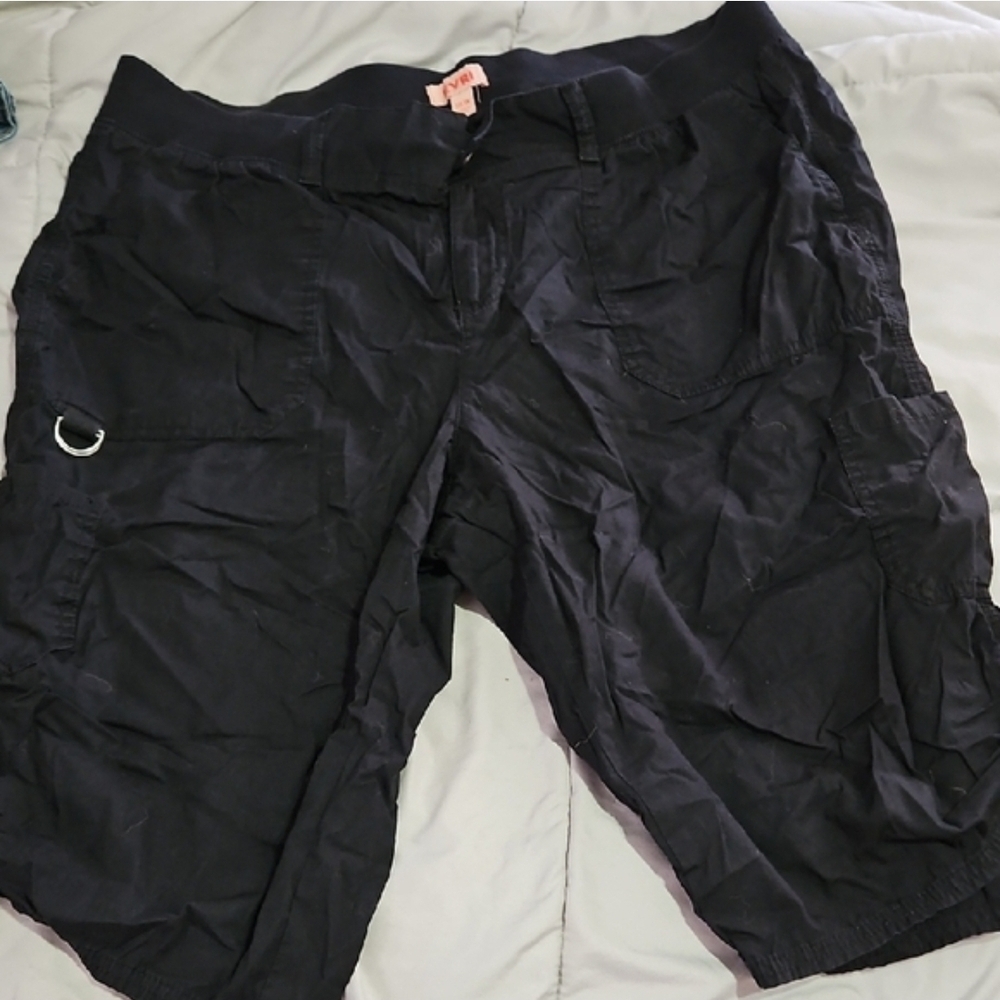 EVRI Black Textured Shorts - Picture 3 of 3